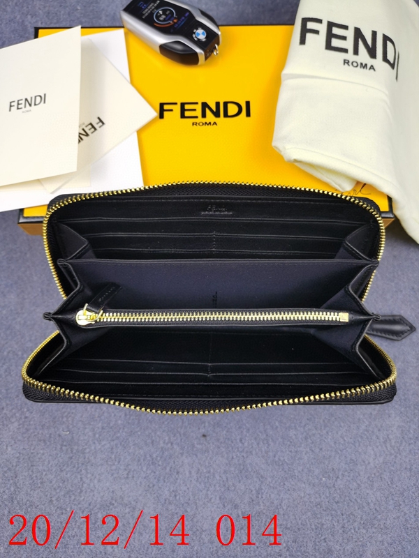 超激安ブランド財布偽物素材ディテール